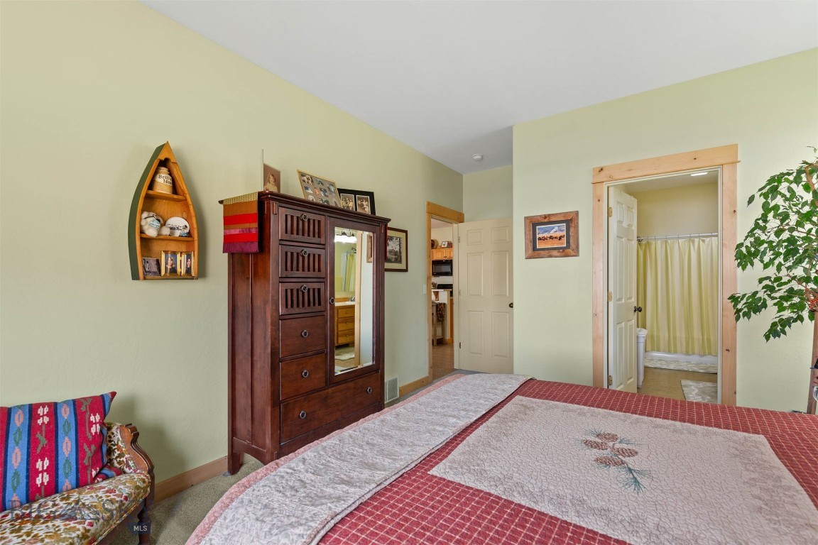 4541 Ethan Way C Property Photo 14