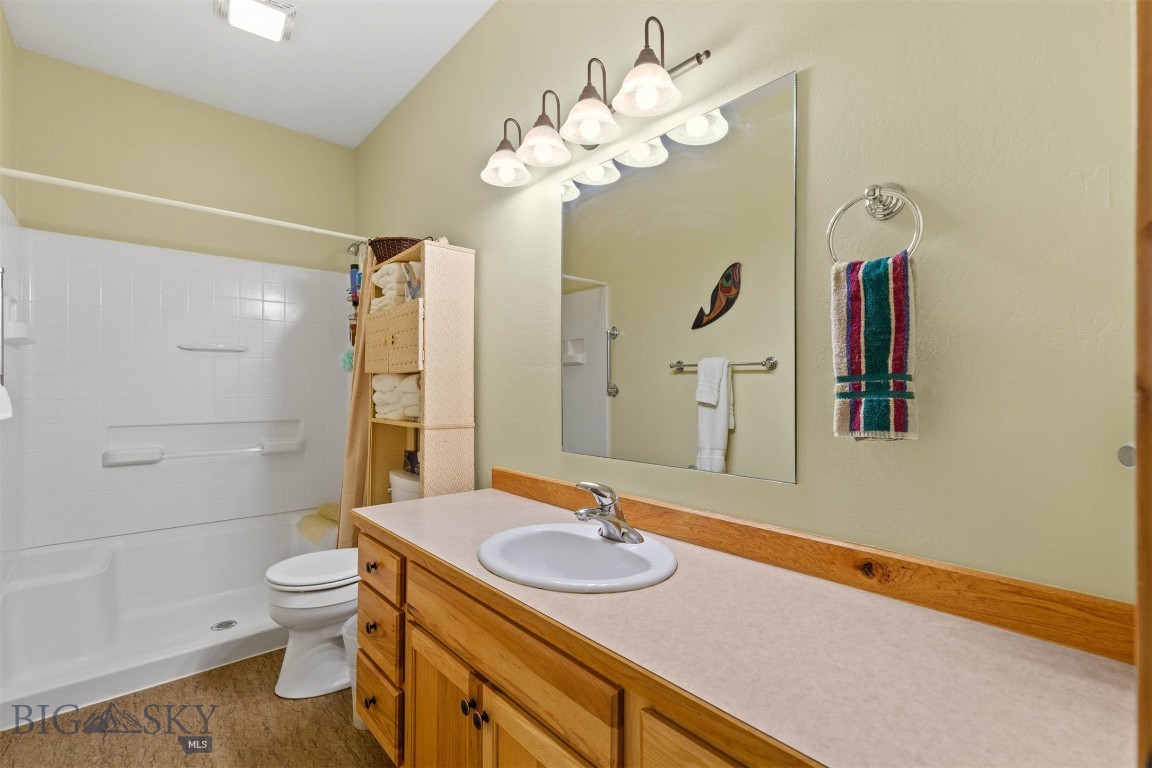 4541 Ethan Way C Property Photo 21