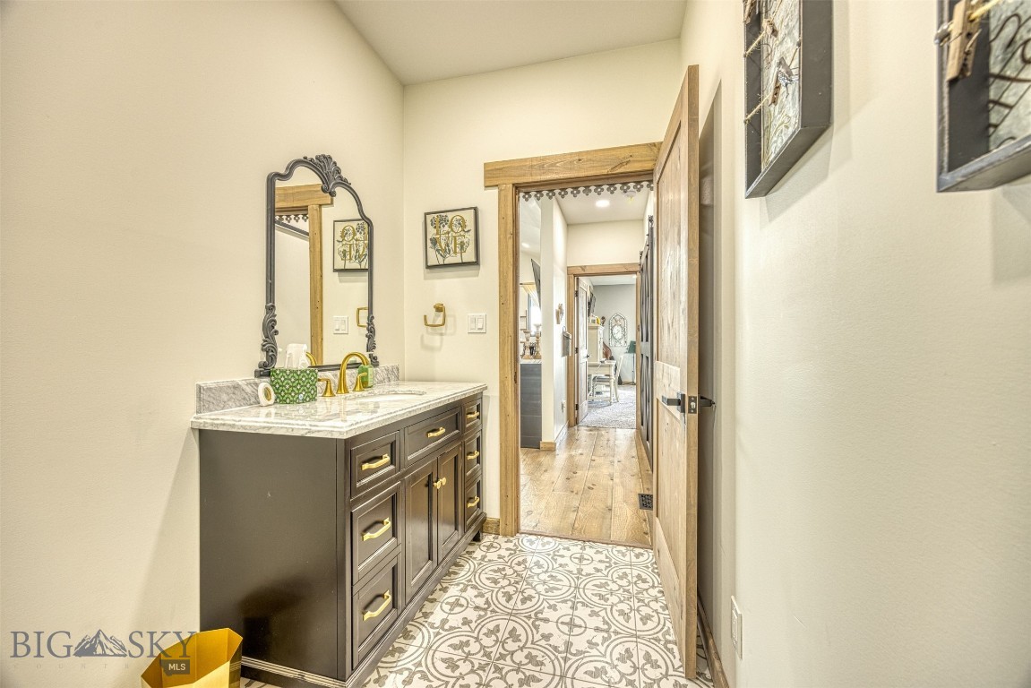 17 Grandview Court Property Photo 47