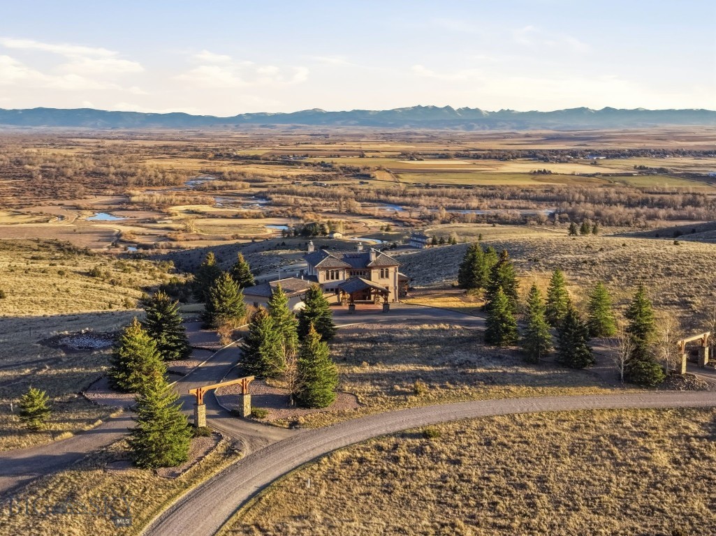 1240 Twin River Cutoff Property Photo 3