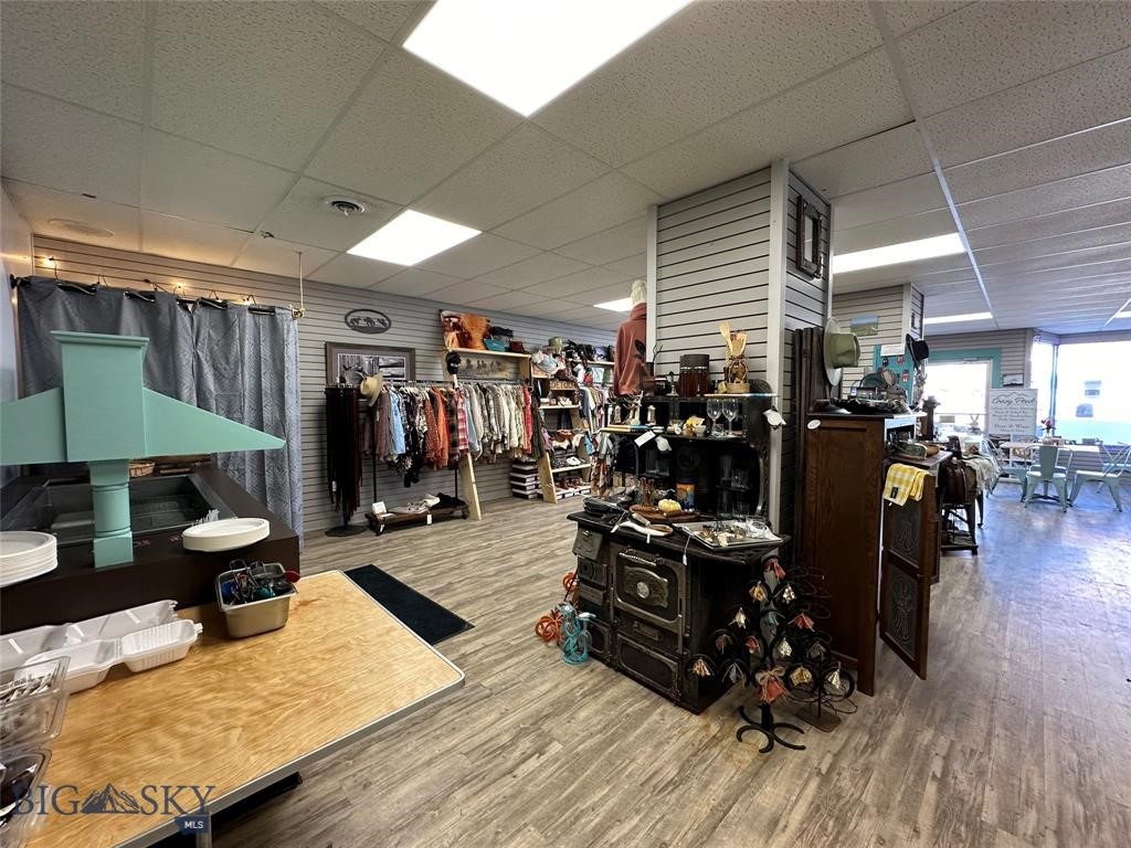 216 Mcleod Street Property Photo 19