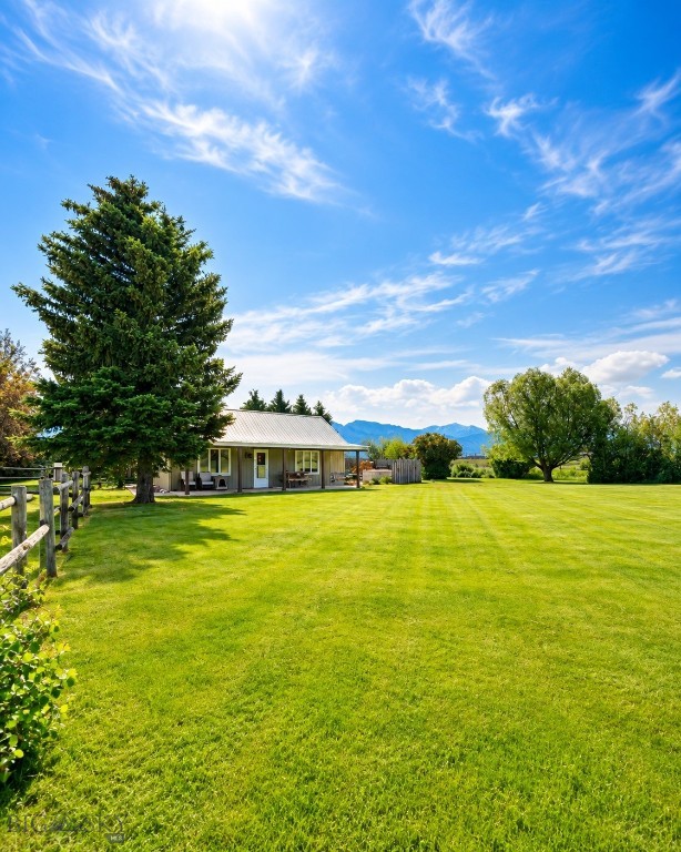 165 N Meadow Creek Road Property Photo 1