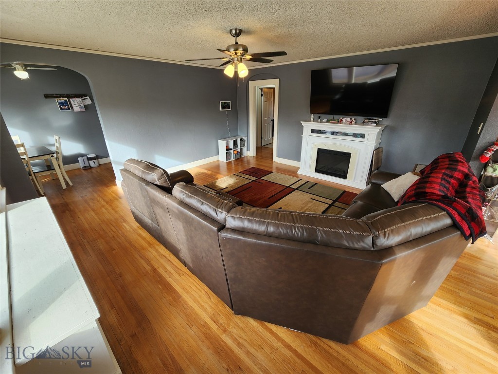 3301 1st Avenue N Property Photo 5