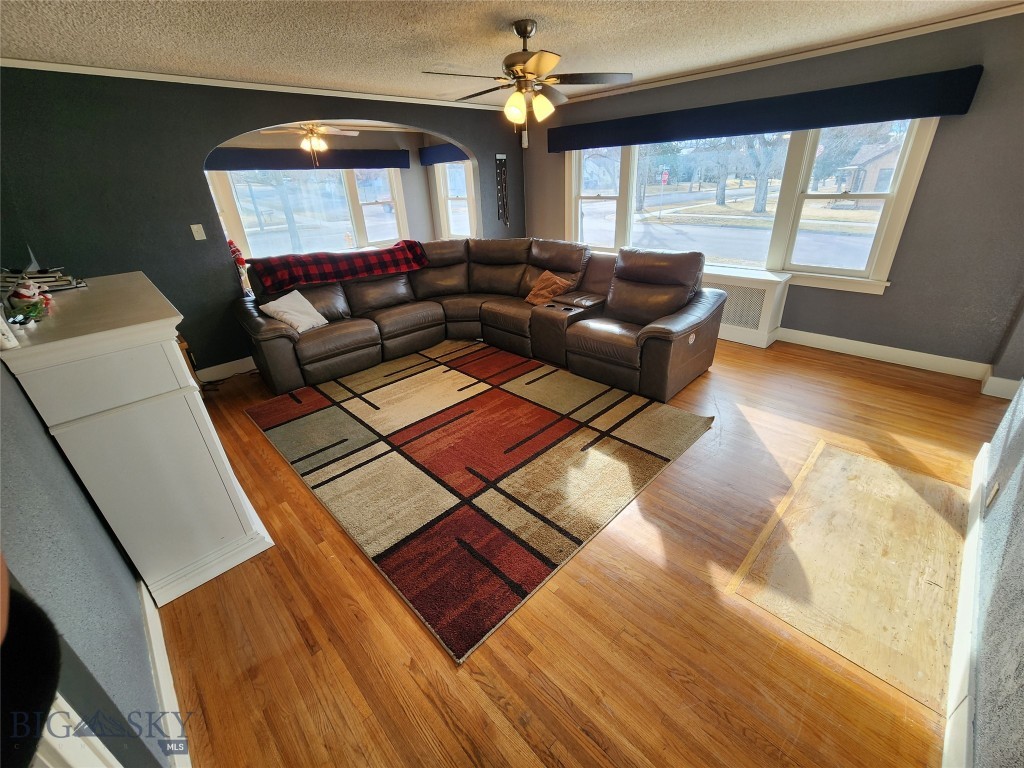 3301 1st Avenue N Property Photo 6