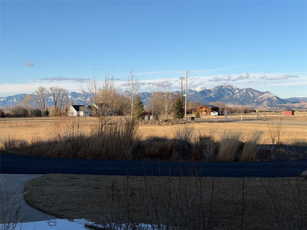 31 Cayuse Trail Property Photo 34