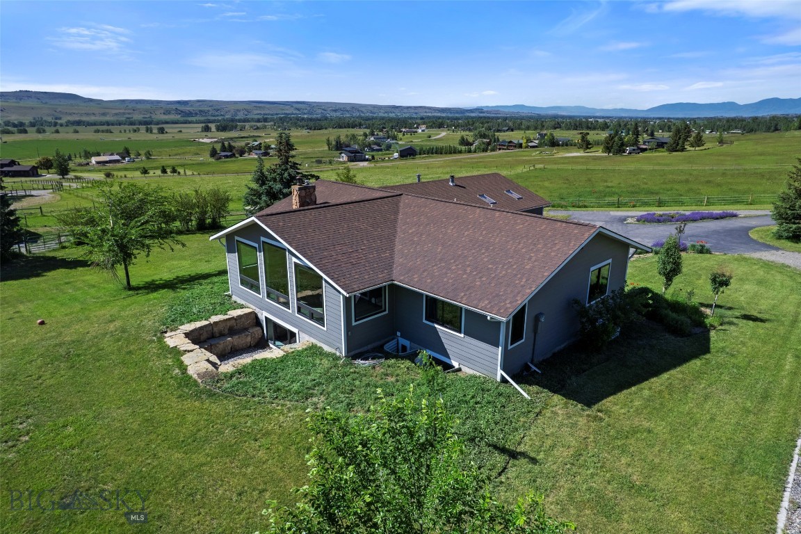 1080 Upper Tom Burke Road Property Photo 4