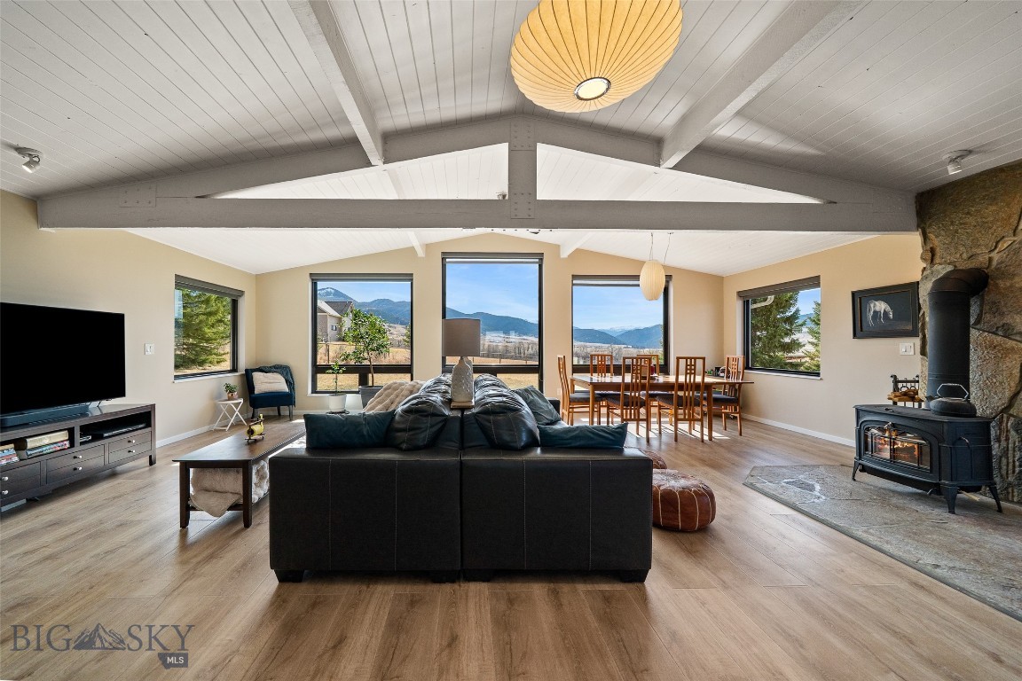 1080 Upper Tom Burke Road Property Photo 25