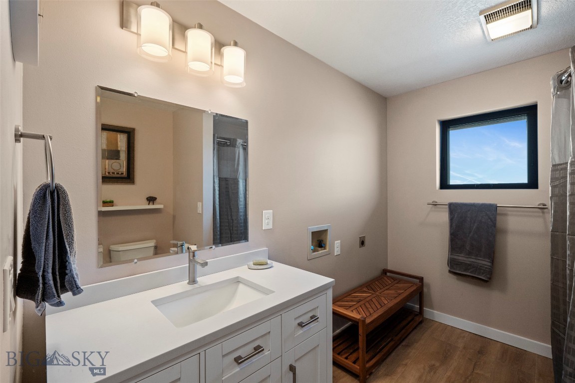 1080 Upper Tom Burke Road Property Photo 40