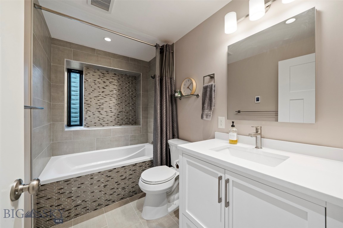 1080 Upper Tom Burke Road Property Photo 45