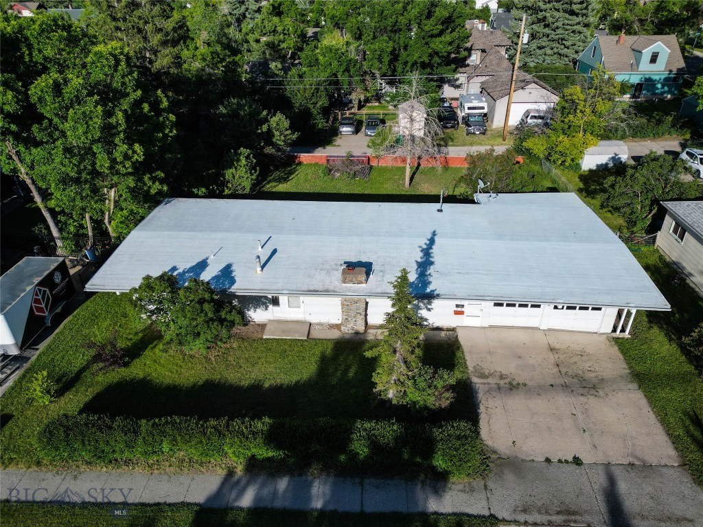 412 S 11th Avenue Property Photo 5