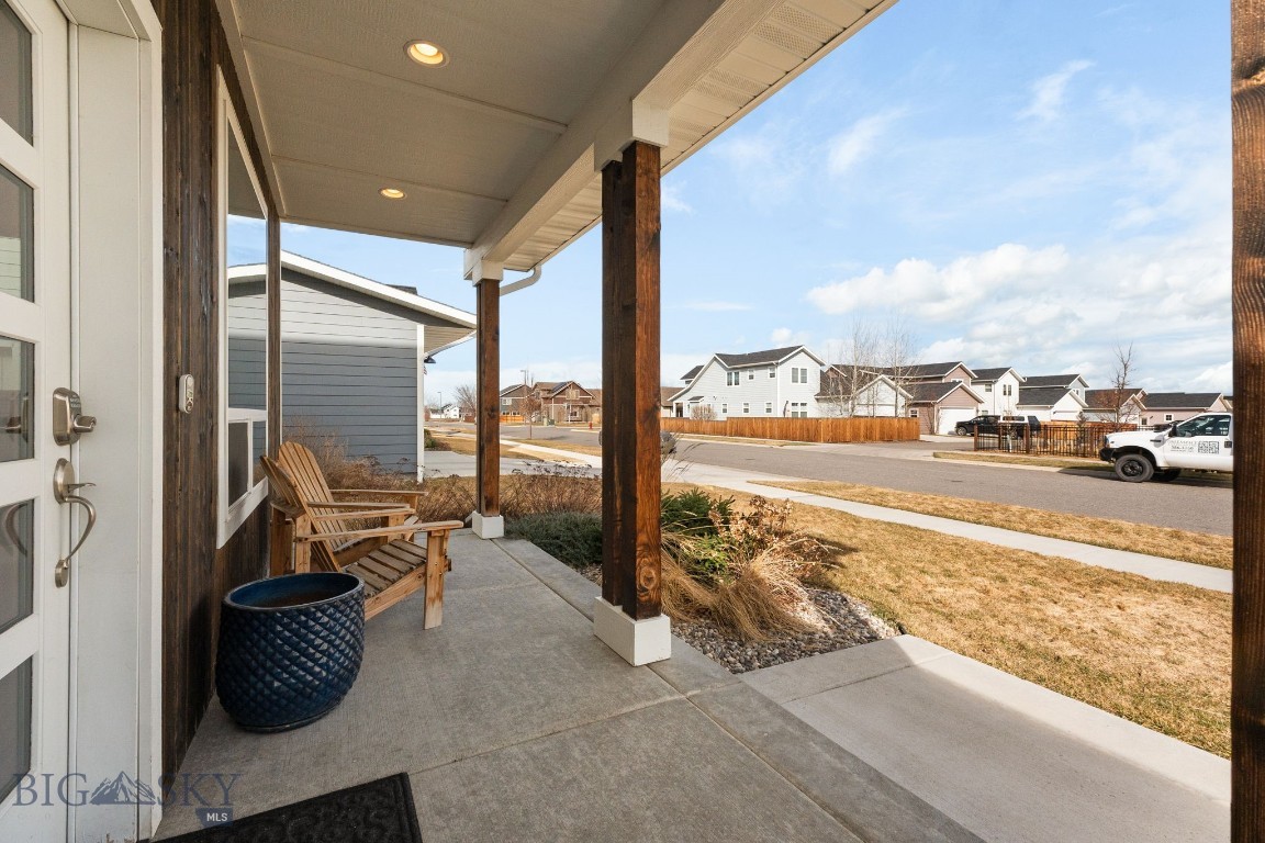 2142 Chipset Street Property Photo 4