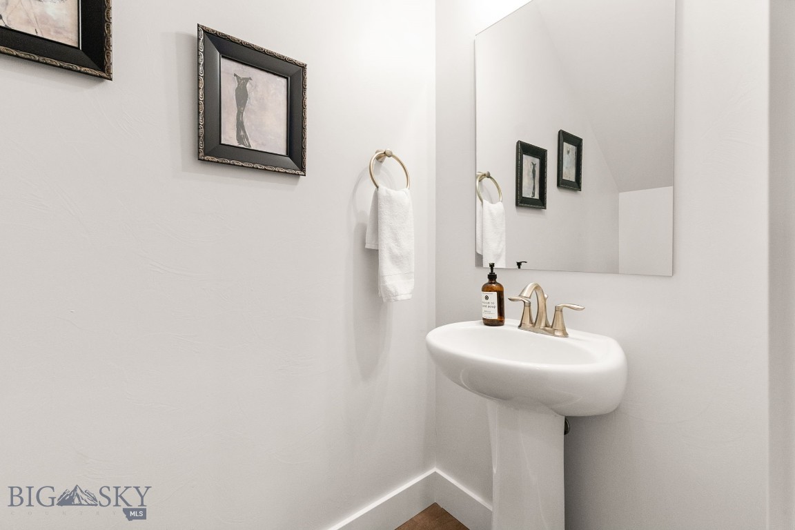 2142 Chipset Street Property Photo 17