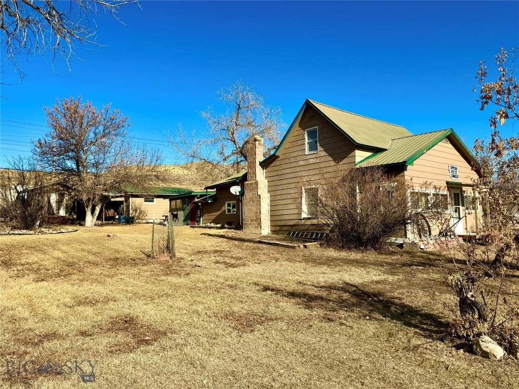 1122 Saint Charles Street Property Photo 8