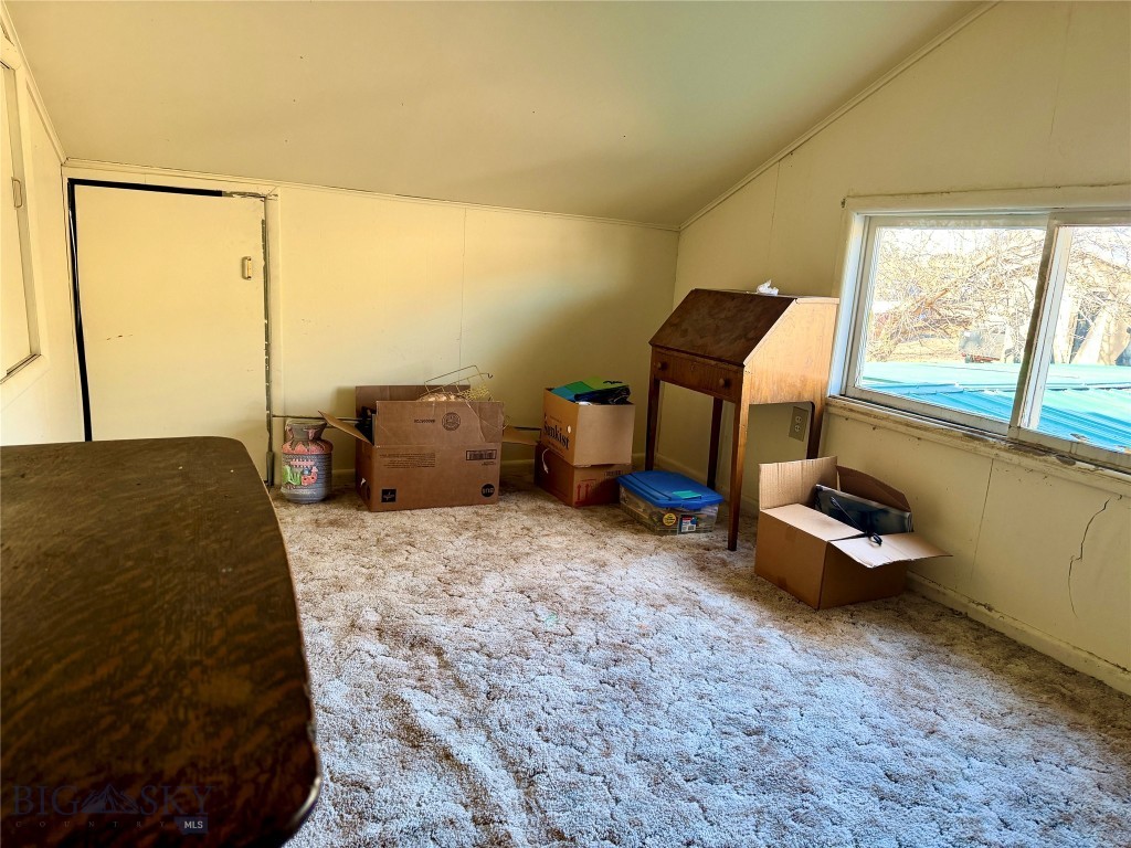 1122 Saint Charles Street Property Photo 25
