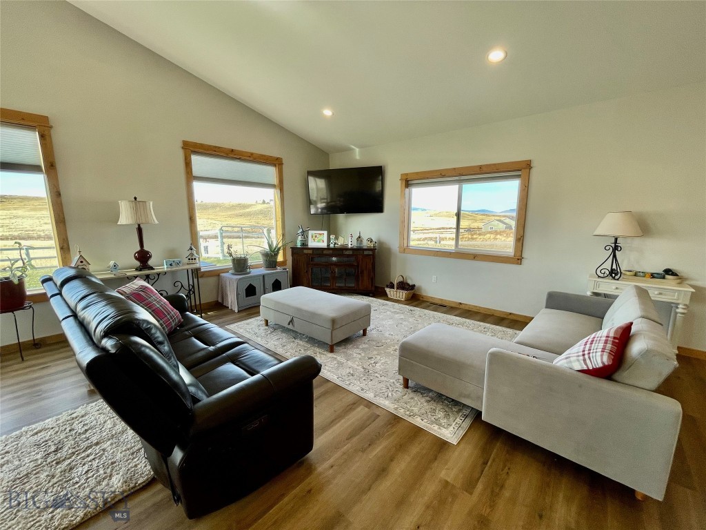 50 Tanager Lane Property Photo 12