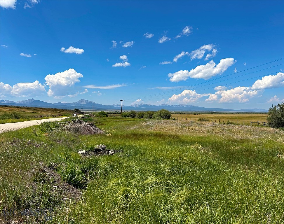 43615 Mt Highway 278 Property Photo 2