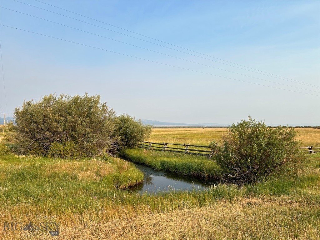 43615 Mt Highway 278 Property Photo 4