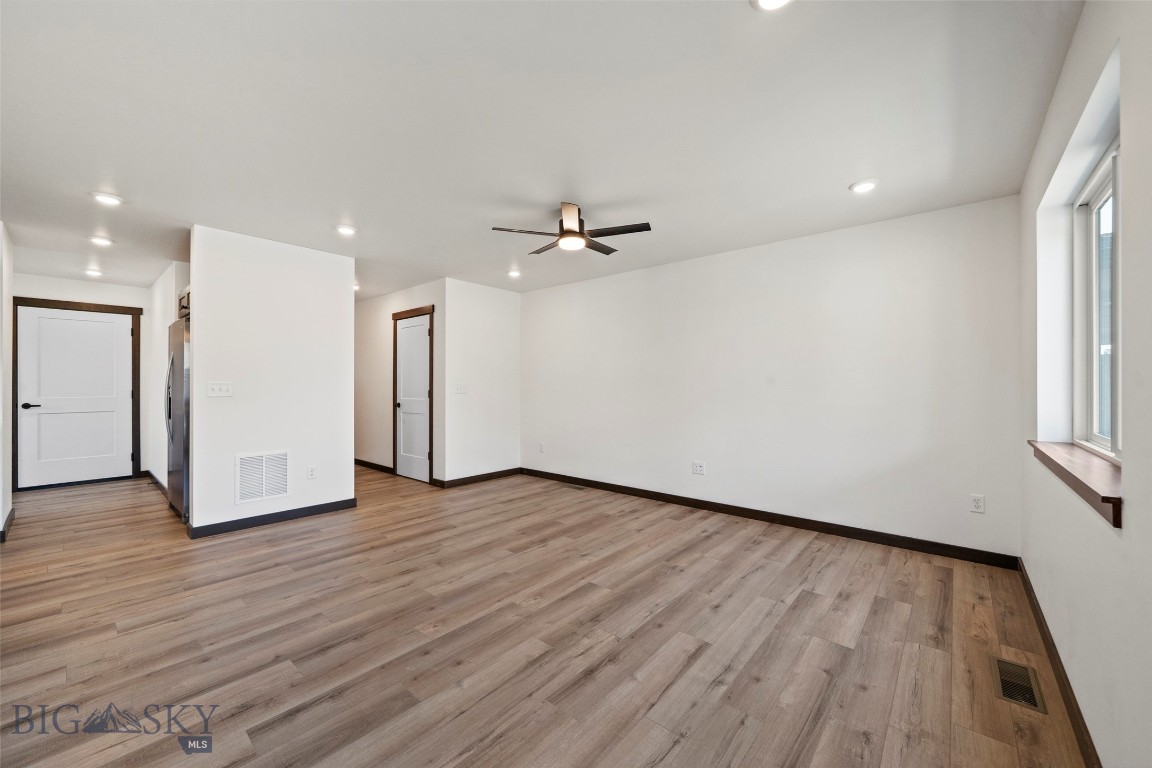 1201 Westwood Circle C Property Photo 5