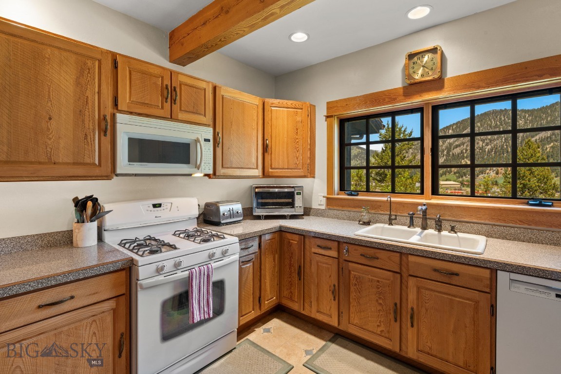 250 Silver Run Road Property Photo 10