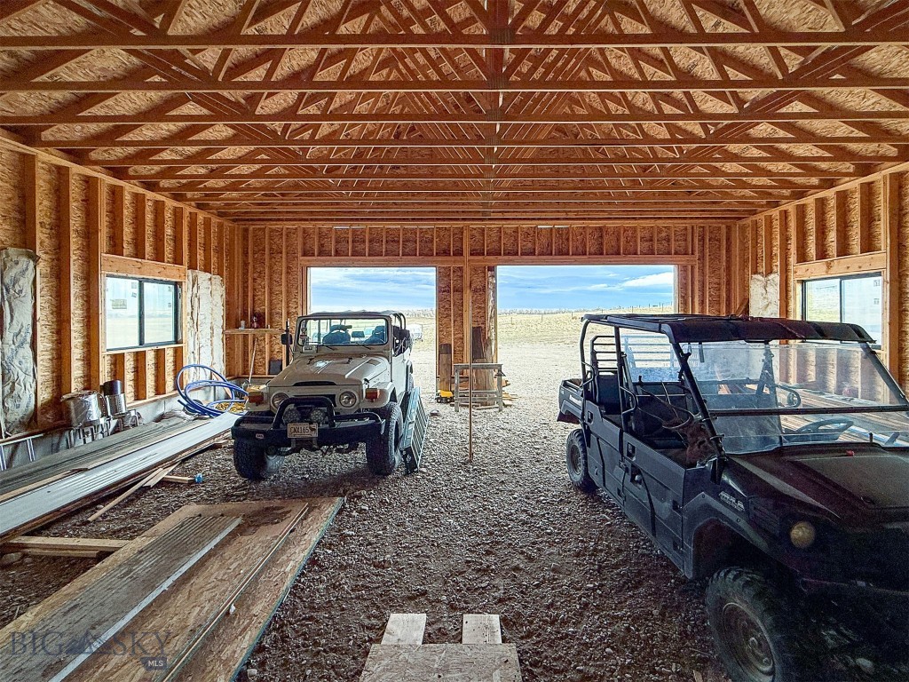 1371 Whoop Up Trail Property Photo 45