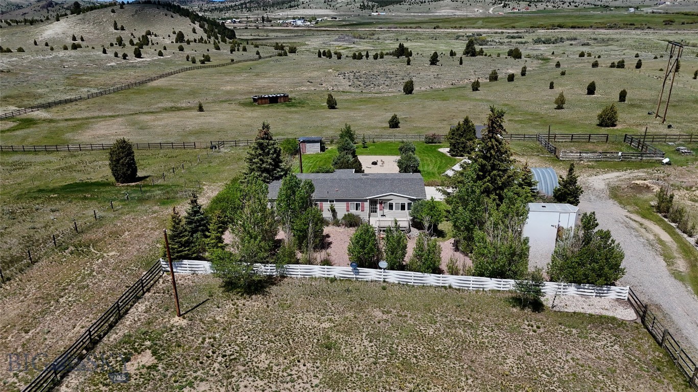119043 Battle Ridge Road Property Photo 6