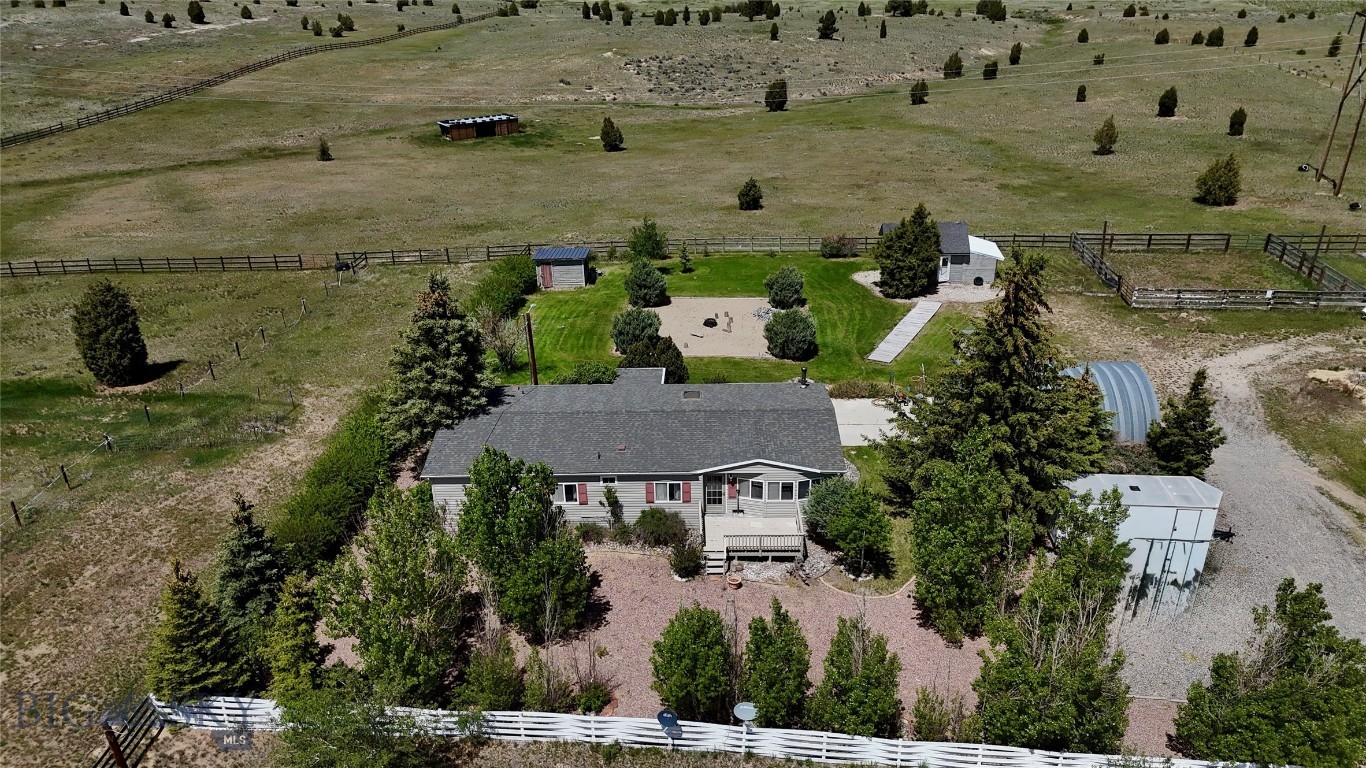 119043 Battle Ridge Road Property Photo 7