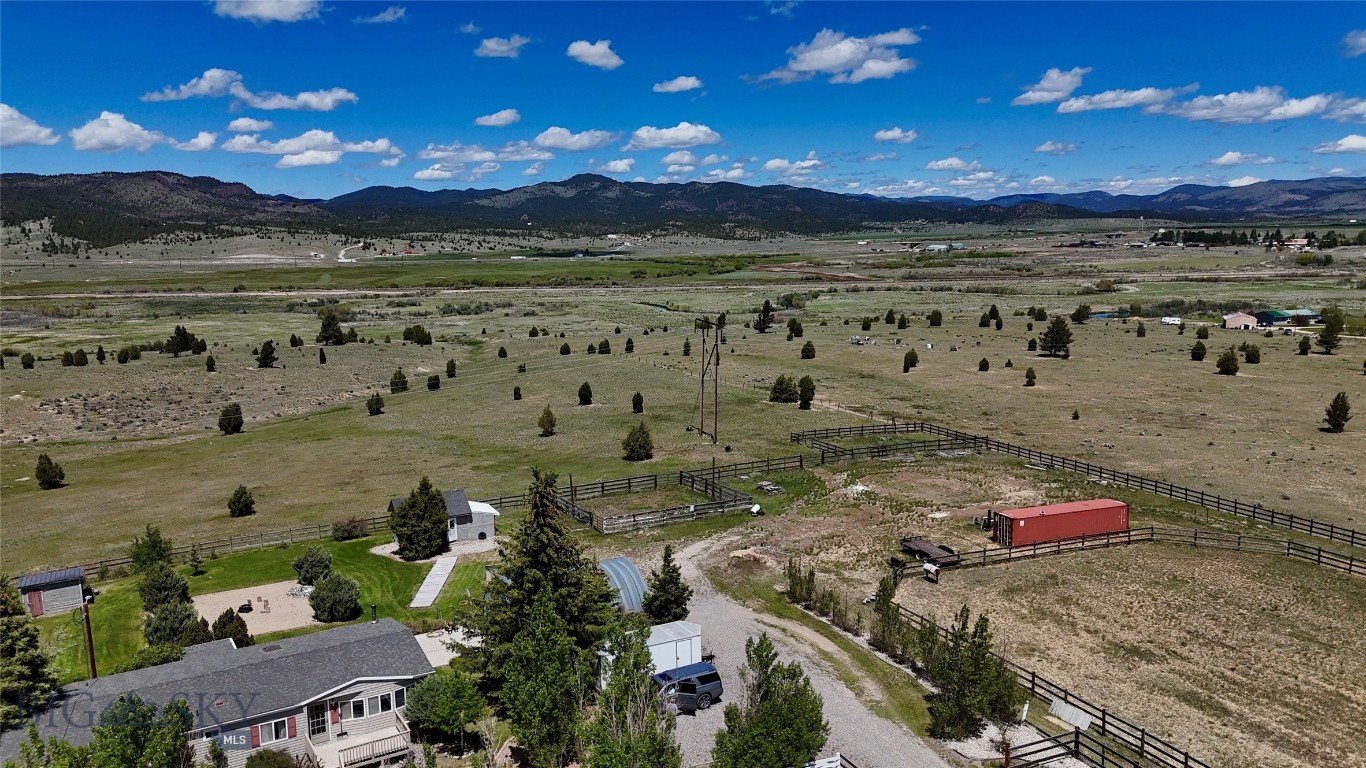 119043 Battle Ridge Road Property Photo 9