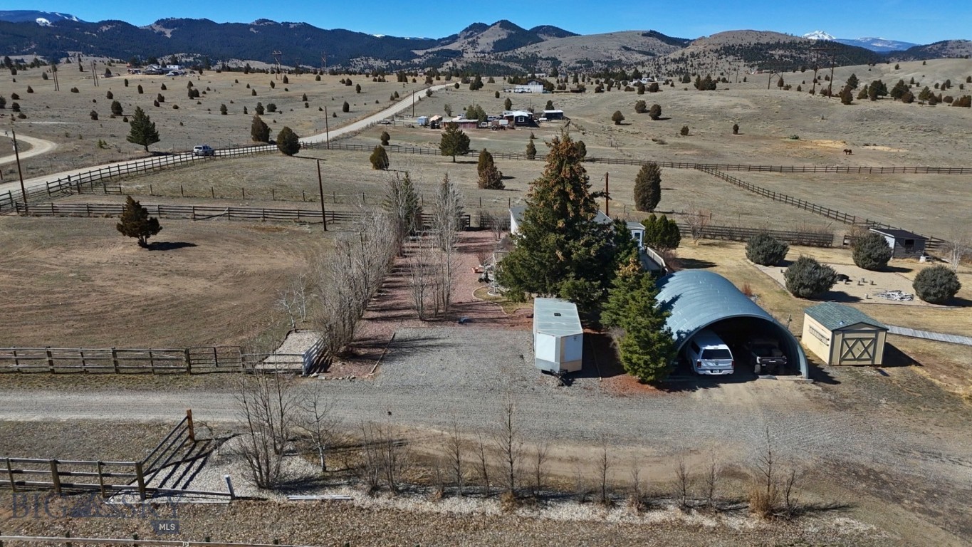 119043 Battle Ridge Road Property Photo 16