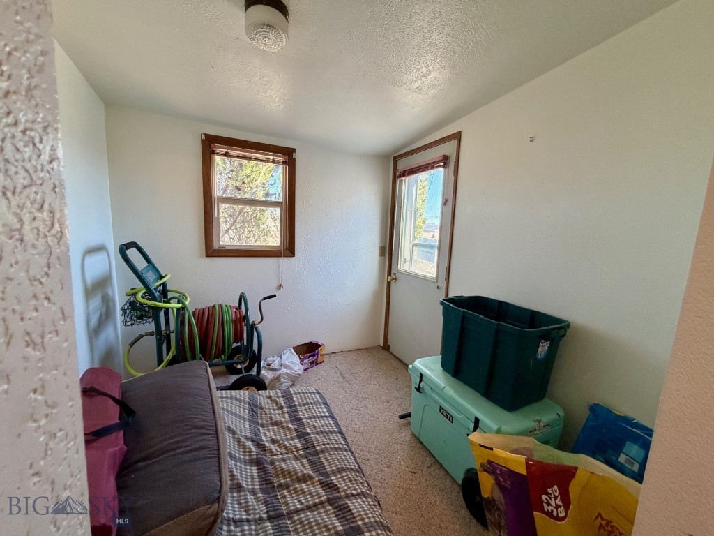 119043 Battle Ridge Road Property Photo 52
