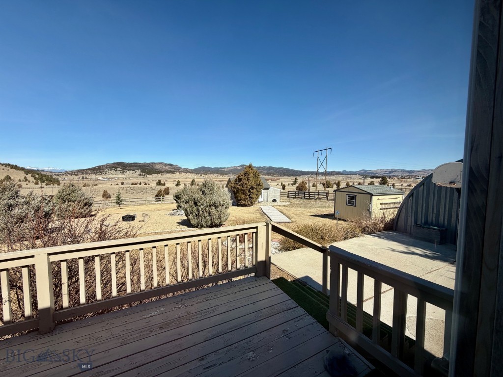 119043 Battle Ridge Road Property Photo 55