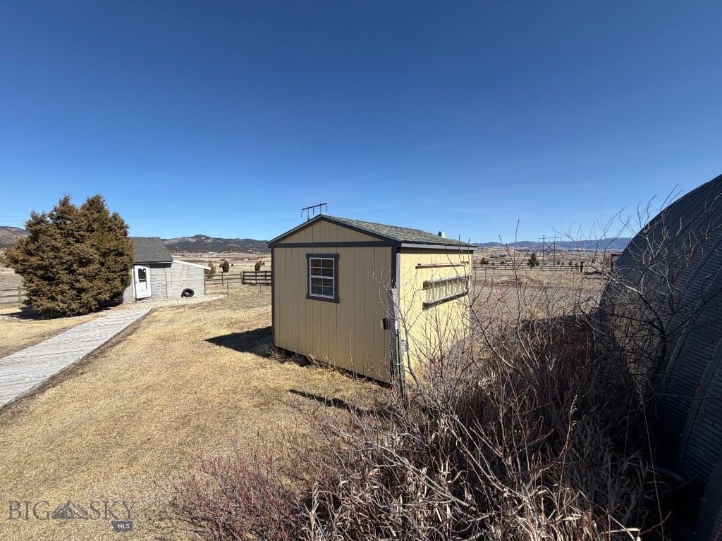 119043 Battle Ridge Road Property Photo 56