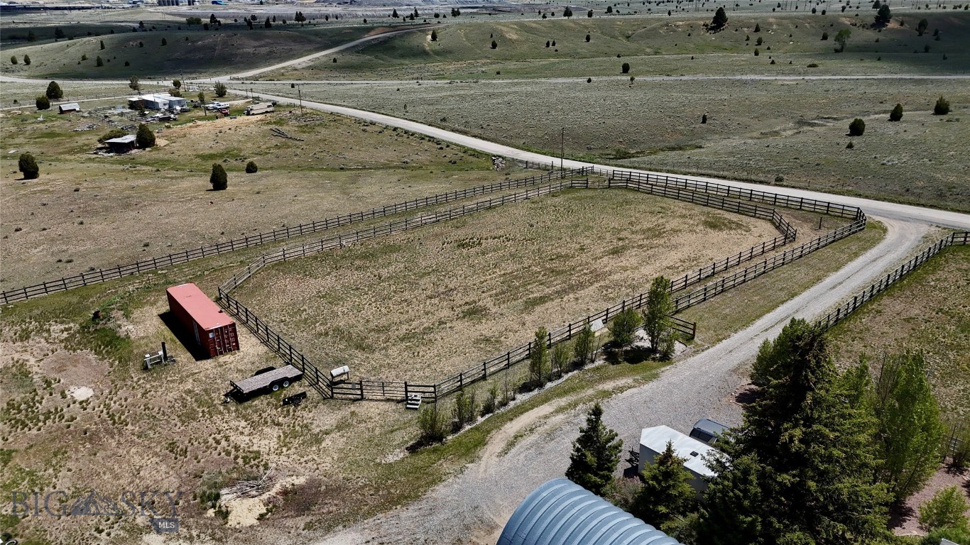 119043 Battle Ridge Road Property Photo 62
