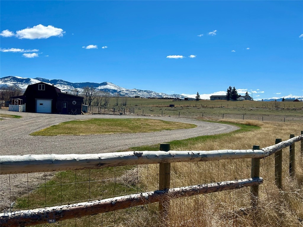 3957 Blacktail Road Property Photo 39