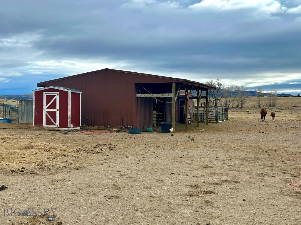 3957 Blacktail Road Property Photo 51