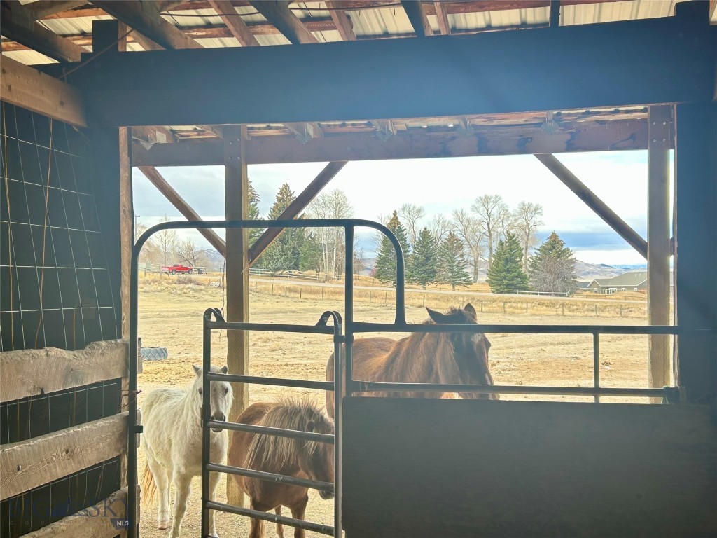 3957 Blacktail Road Property Photo 53