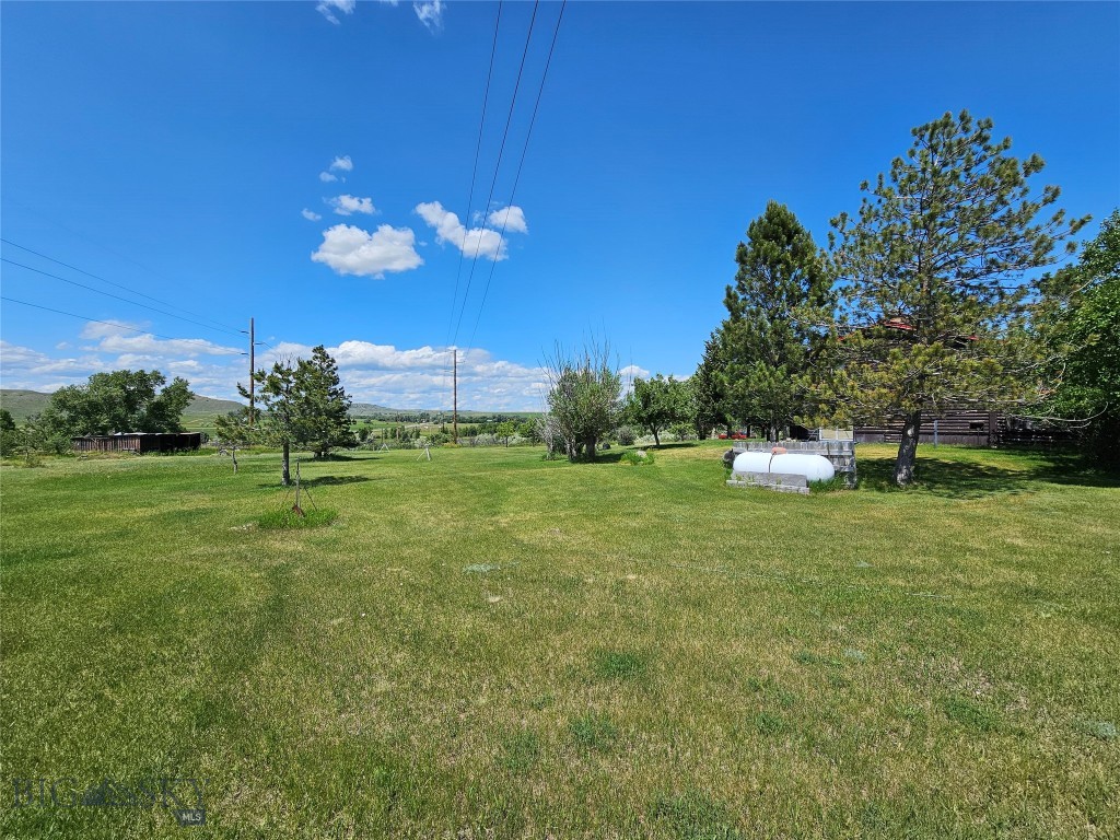 84 Hwy 191 Property Photo 13