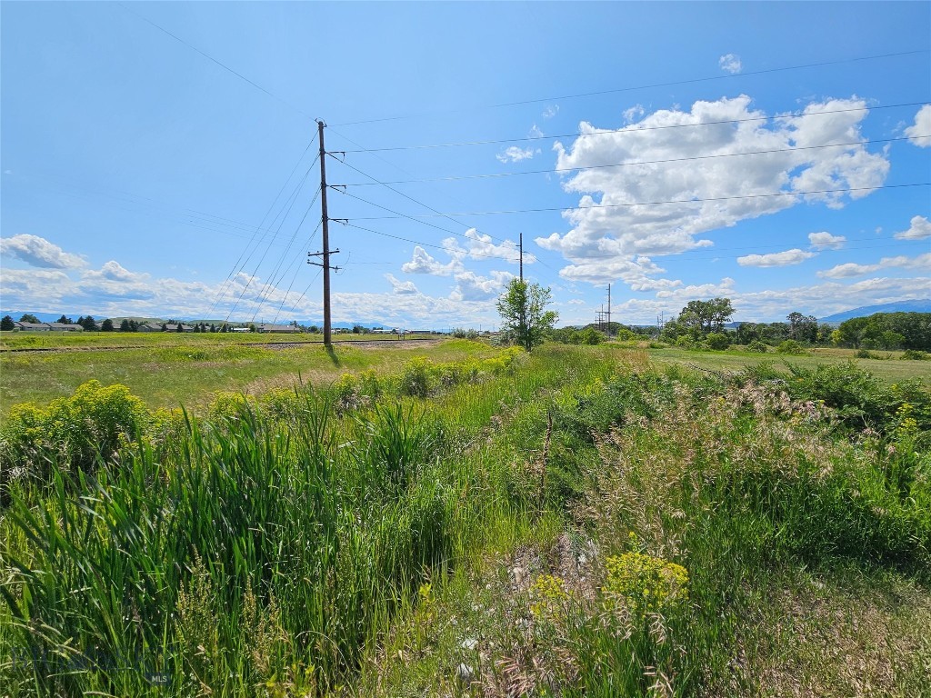 84 Hwy 191 Property Photo 38