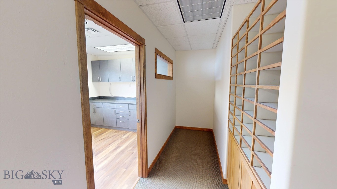 1925 N 22nd Avenue 200 Property Photo 8