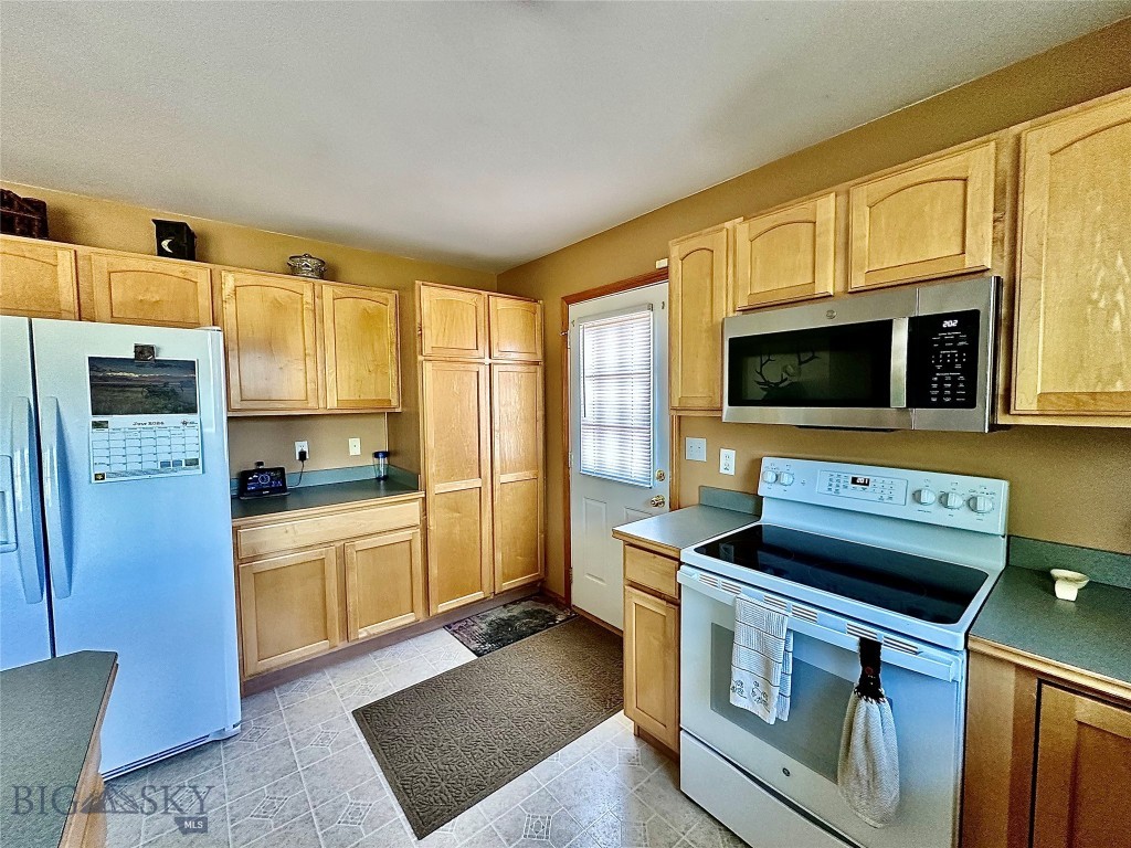 155 Two Bumps Road Property Photo 10