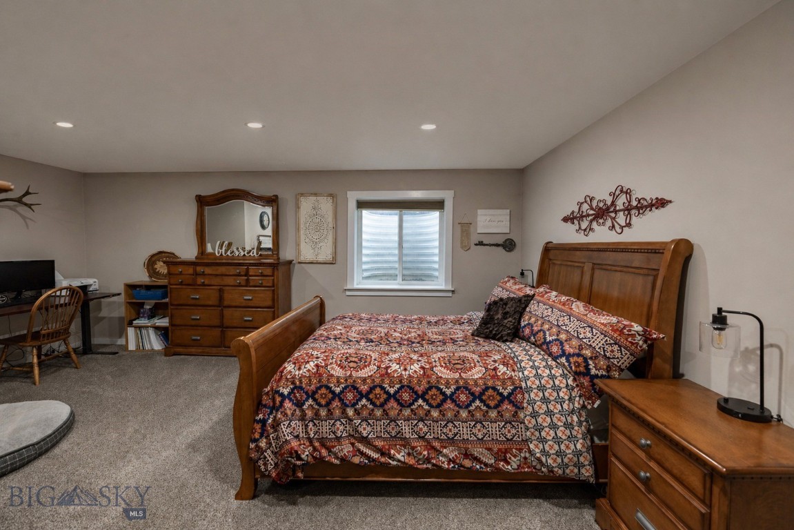 712 Quasar Lane Property Photo 24