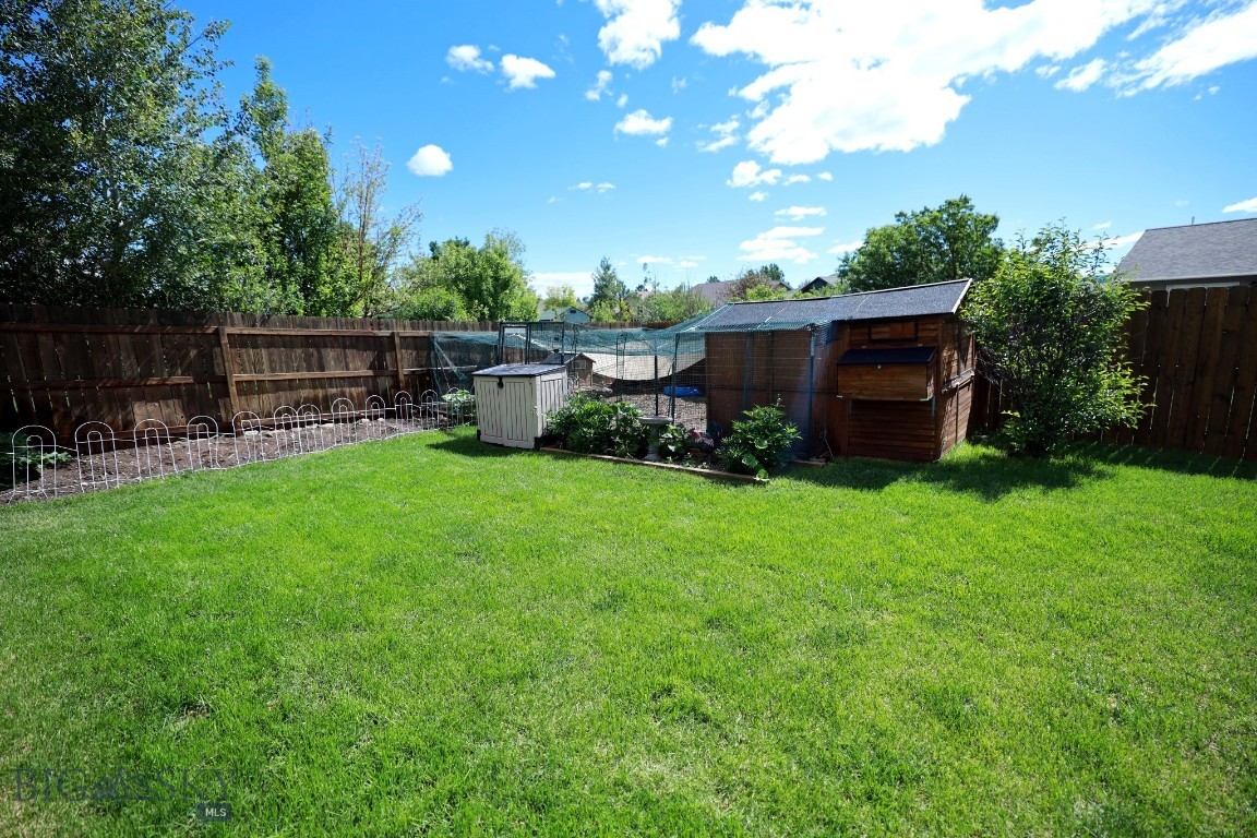 712 Quasar Lane Property Photo 35