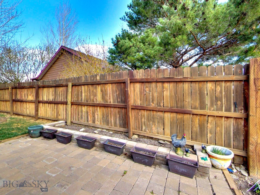 712 Quasar Lane Property Photo 37