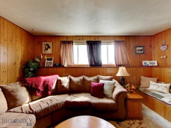 214 Beaverhead Lane Property Photo 19
