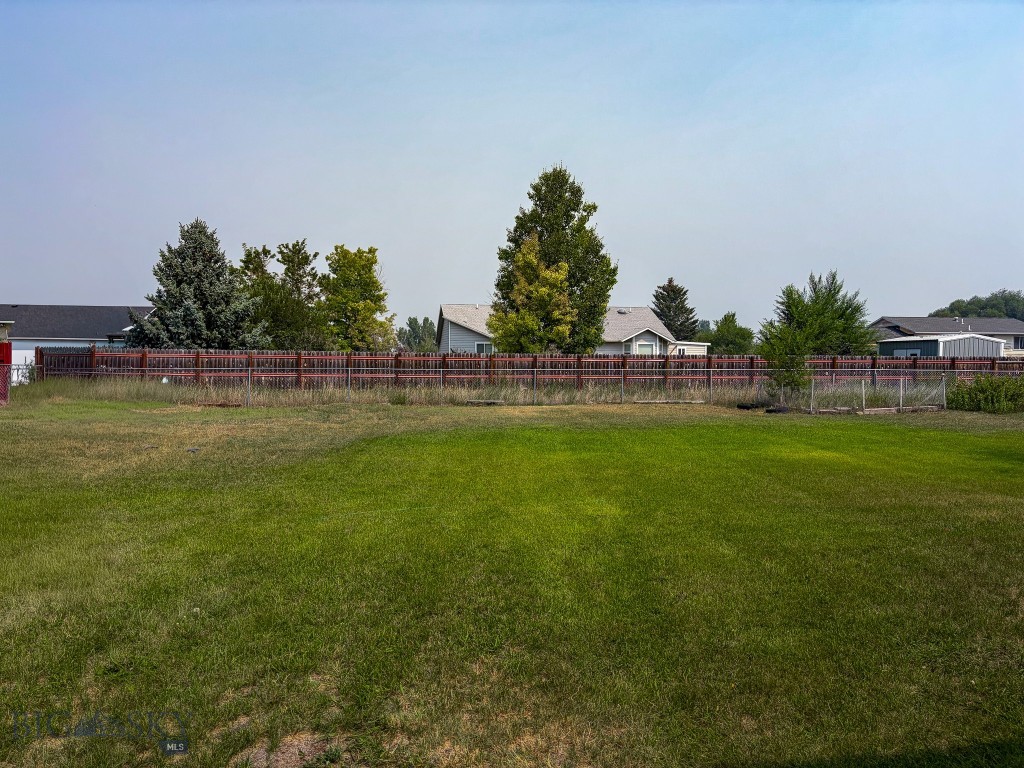 214 Beaverhead Lane Property Photo 26