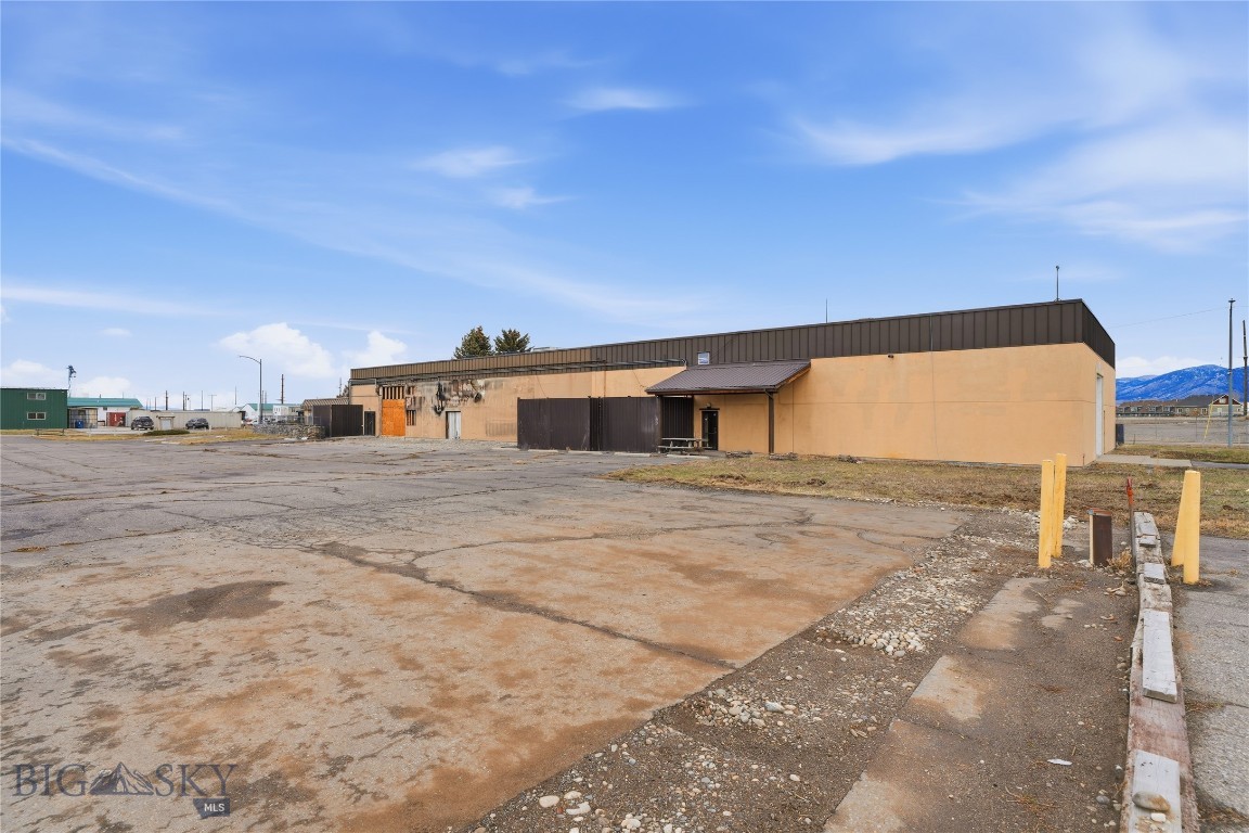 189 Arden Drive 1 Property Photo 13