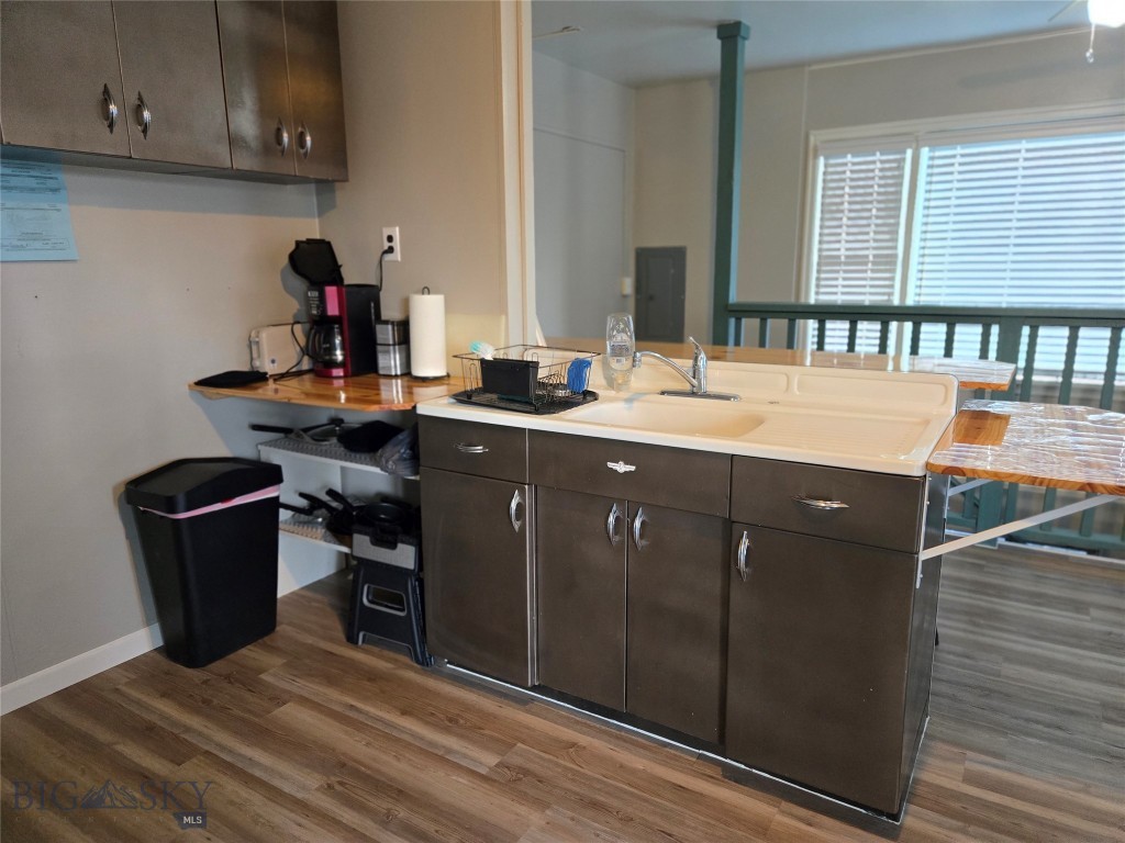 3101 Goodwin Street Property Photo 5