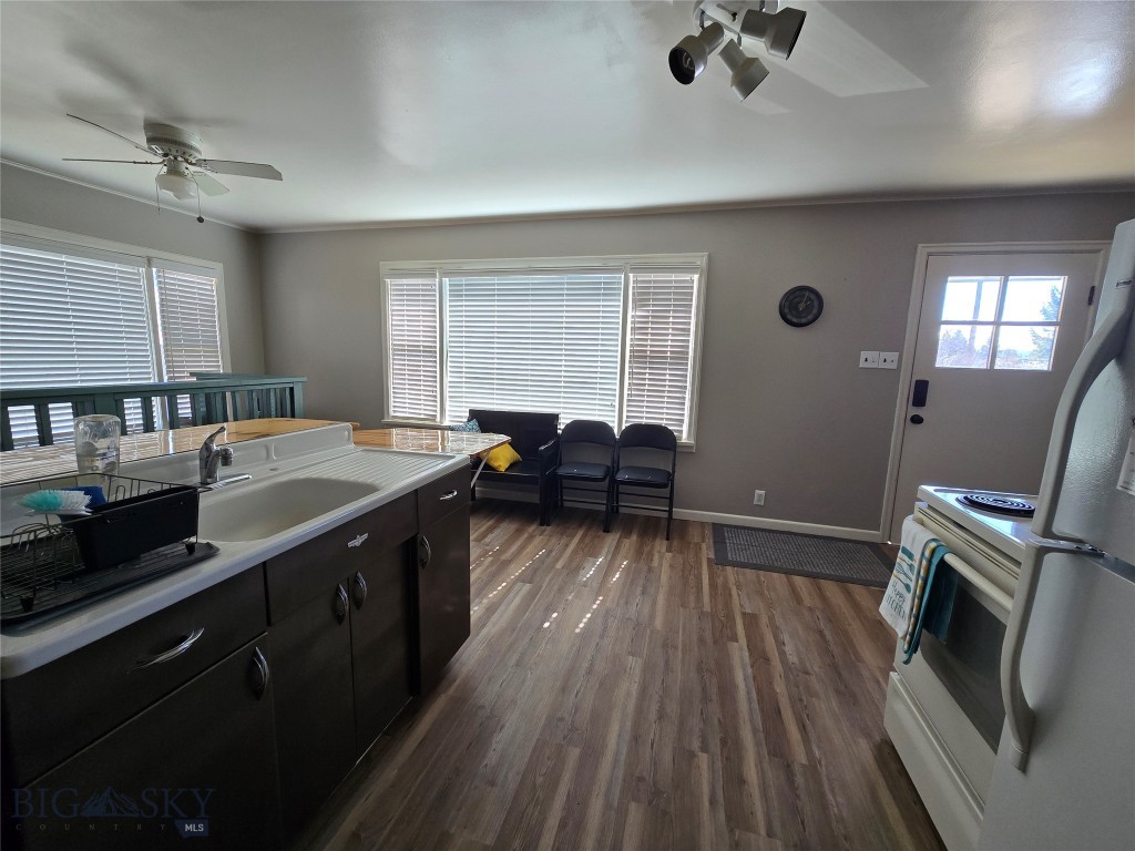 3101 Goodwin Street Property Photo 6