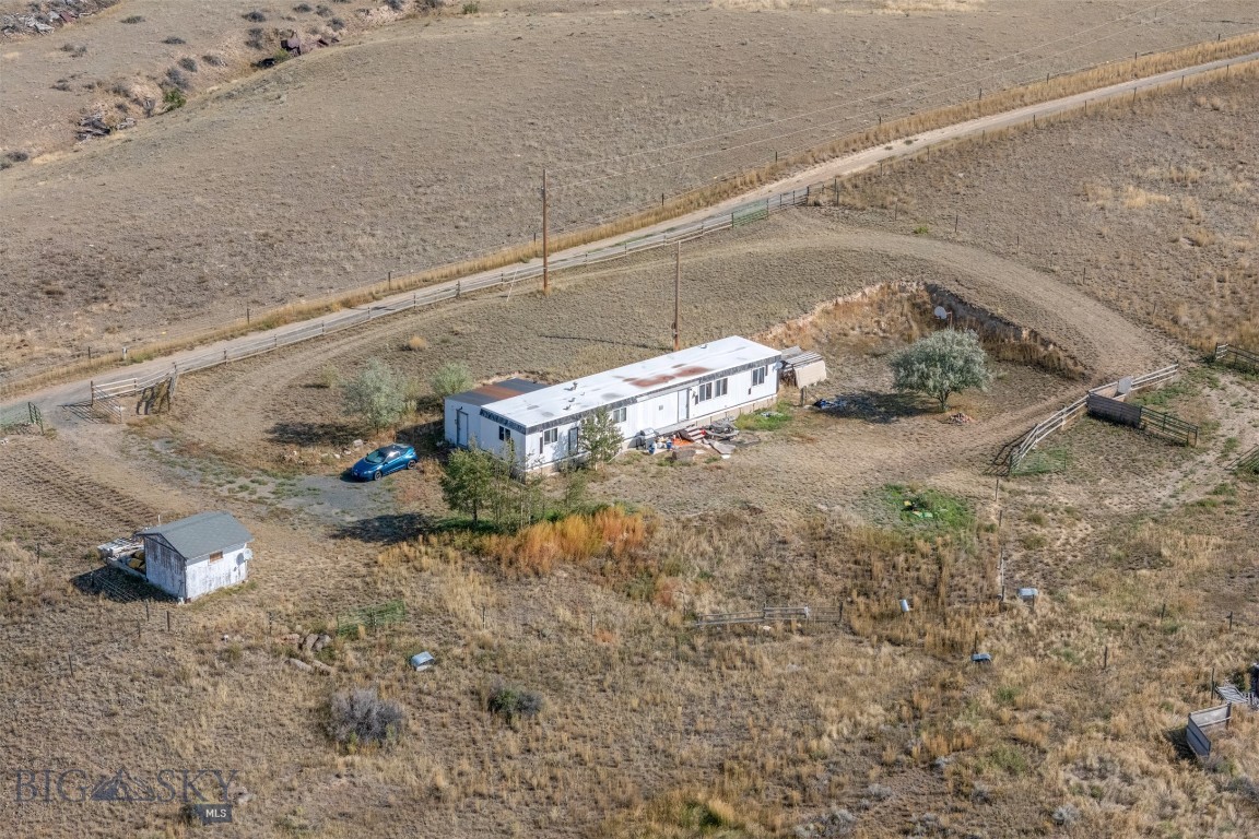 23 Holdsworth Road Property Photo 13