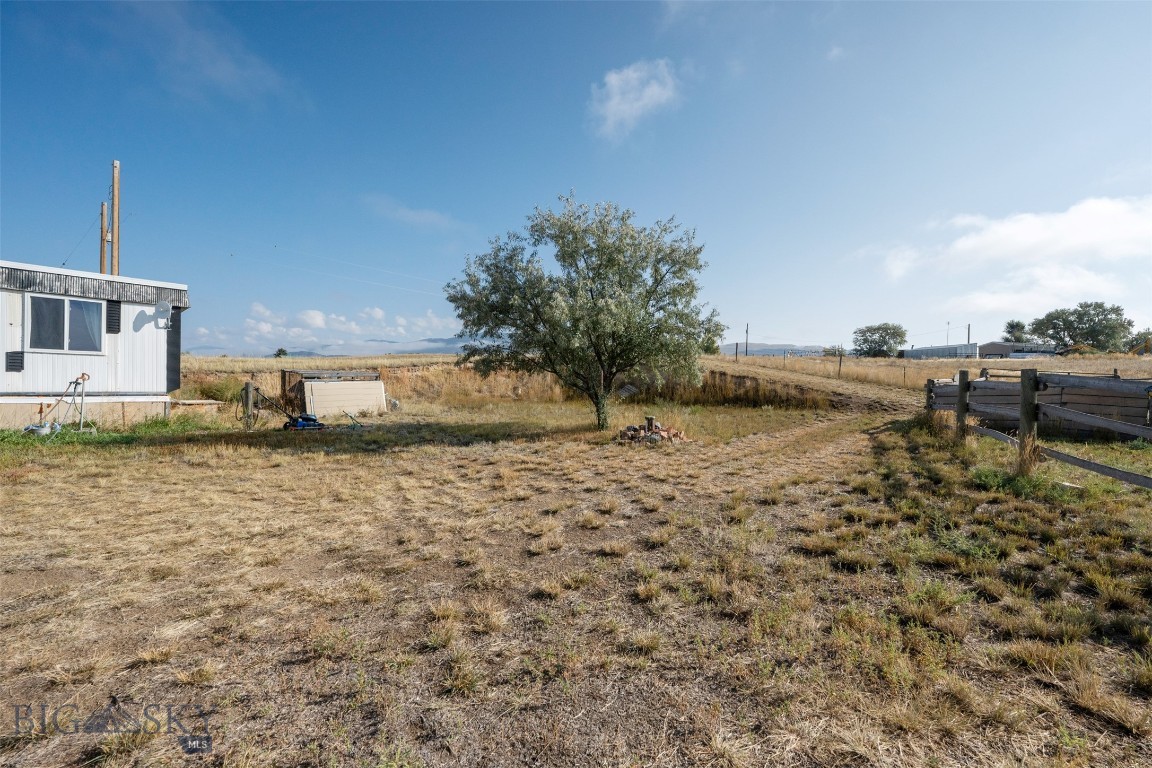 23 Holdsworth Road Property Photo 15