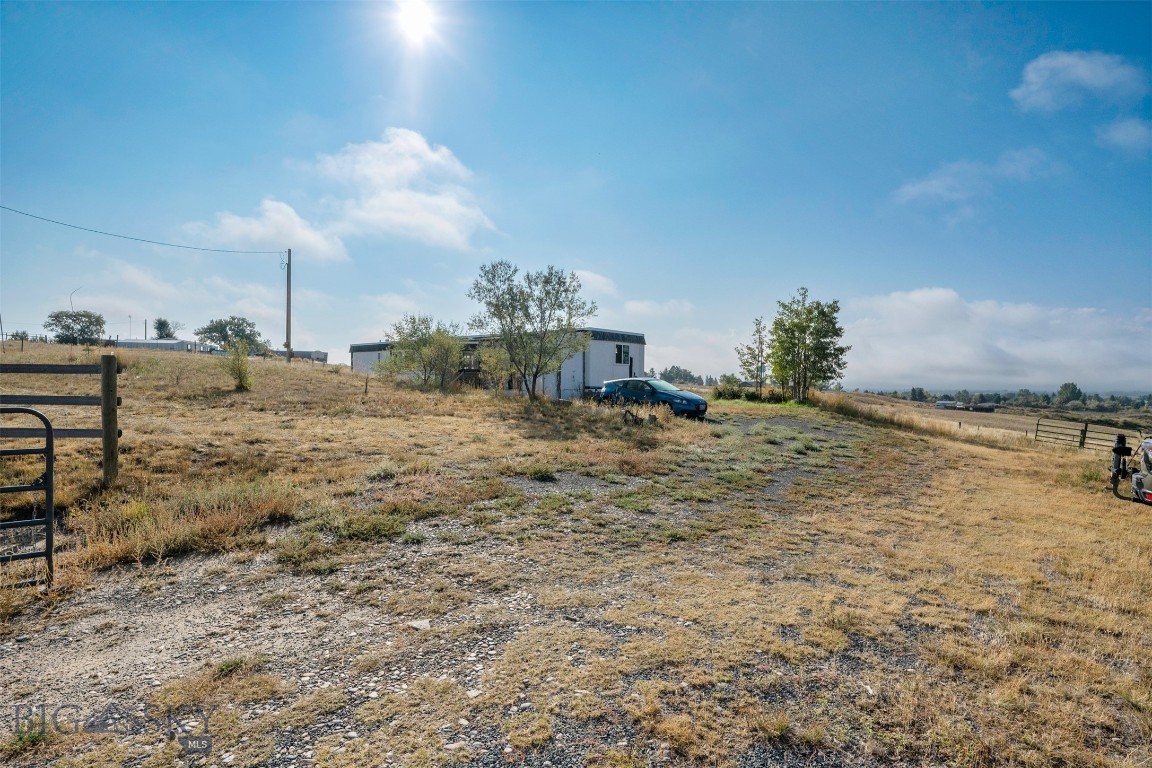 23 Holdsworth Road Property Photo 18